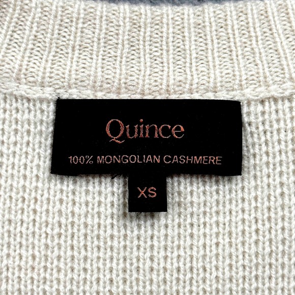 Quince 100% Mongolian Cashmere Crew Neck Button Front Cardigan Cream Women's - Picture 3 of 12